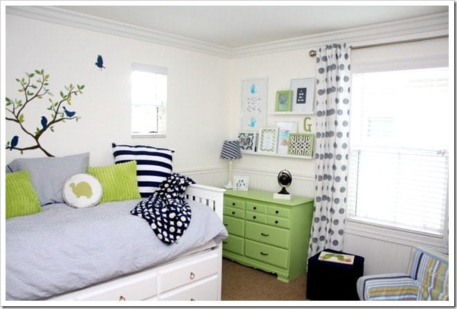 Creating a Beautiful, Bright Boy’s Room (via A Thoughtful Place)