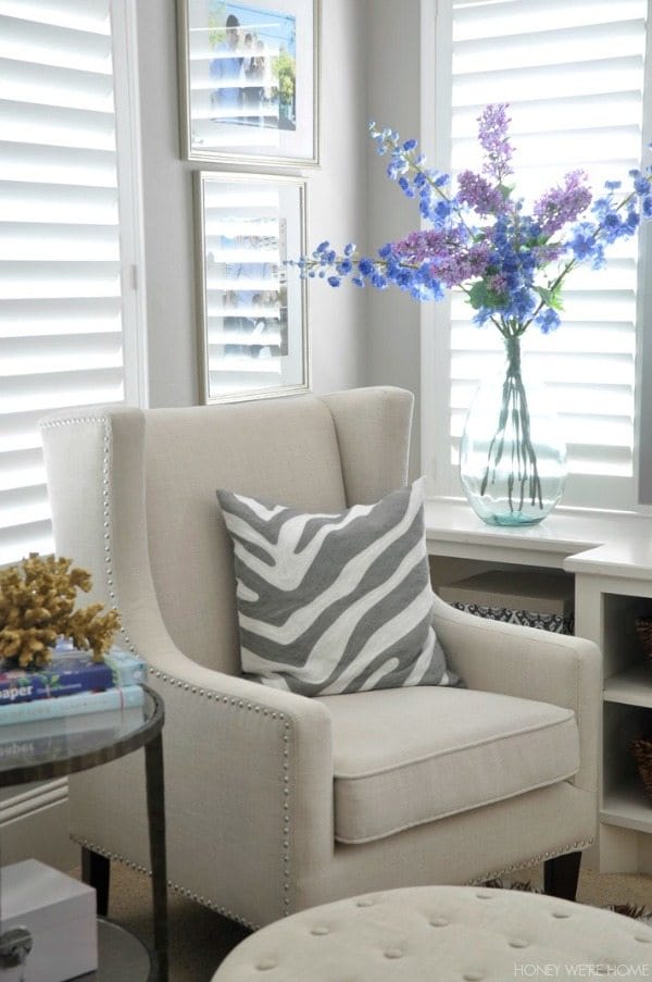 Easy summer decor - cozy sitting room