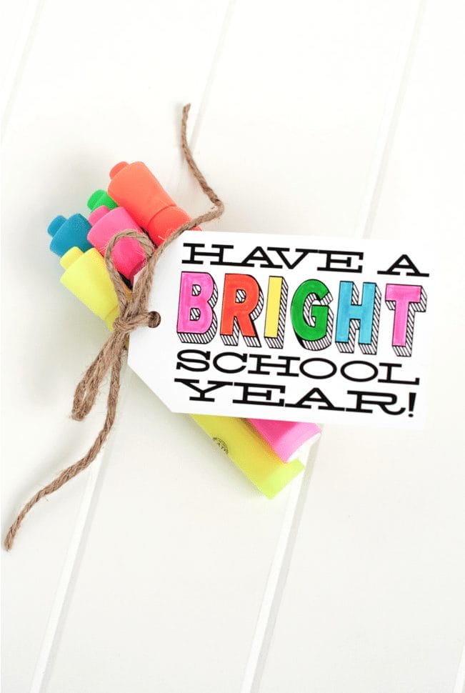 Teacher Gift - Have a Bright School Year with free printable via The Tomcat Studio