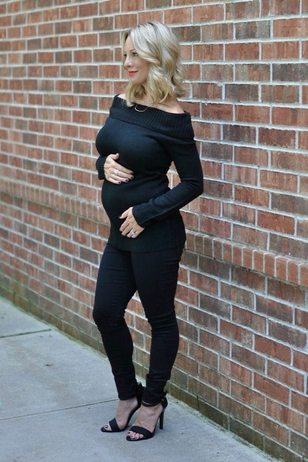 Maternity Style - dressing the bump, off the shoulder black sweater from ModCloth & GAP maternity black skinny jeans| Honey We're Home #16weekspregnant 