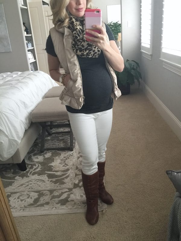 Fall & Winter outfit inspiration, tan grey, and white #pregnancystyle #dressingthebump 