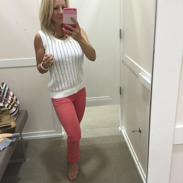 Summer Fashion - white tank sweater and coral skinny jeans #outfit #outfitinspo #summerfashion