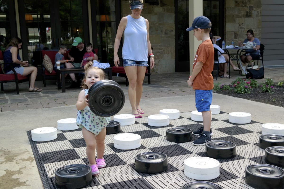 giant checkers lost pines resort