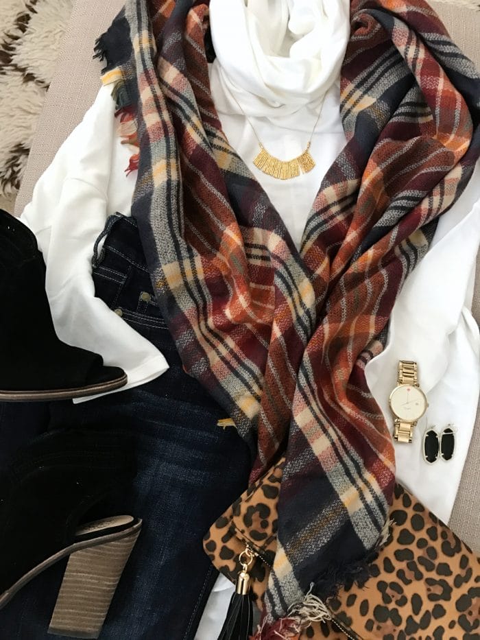 15 Fall Cute & Comfy Fall Outfits- white cowl neck tunic with plaid scarf jeans and booties w leopard clutch #fallfashion #falloutfit