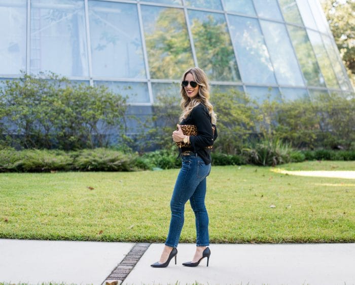 Black blouse w jeans and heels with pop of leapard- work to weekend (3)