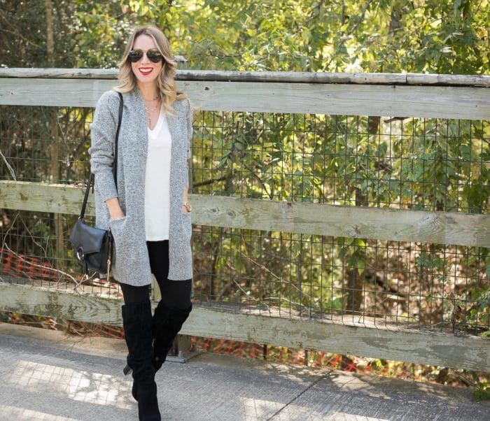 Leggings with cardigan and red hunter boots #fallfashion #winterfashion 13