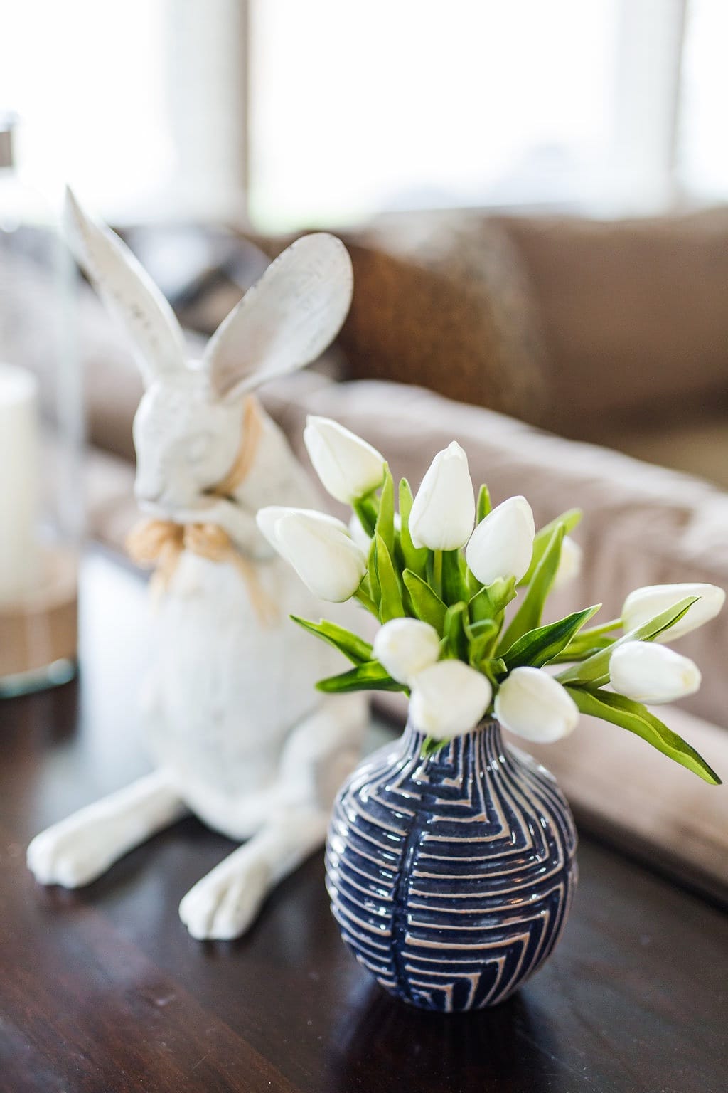 Spring Home Tour faux tulips (1)