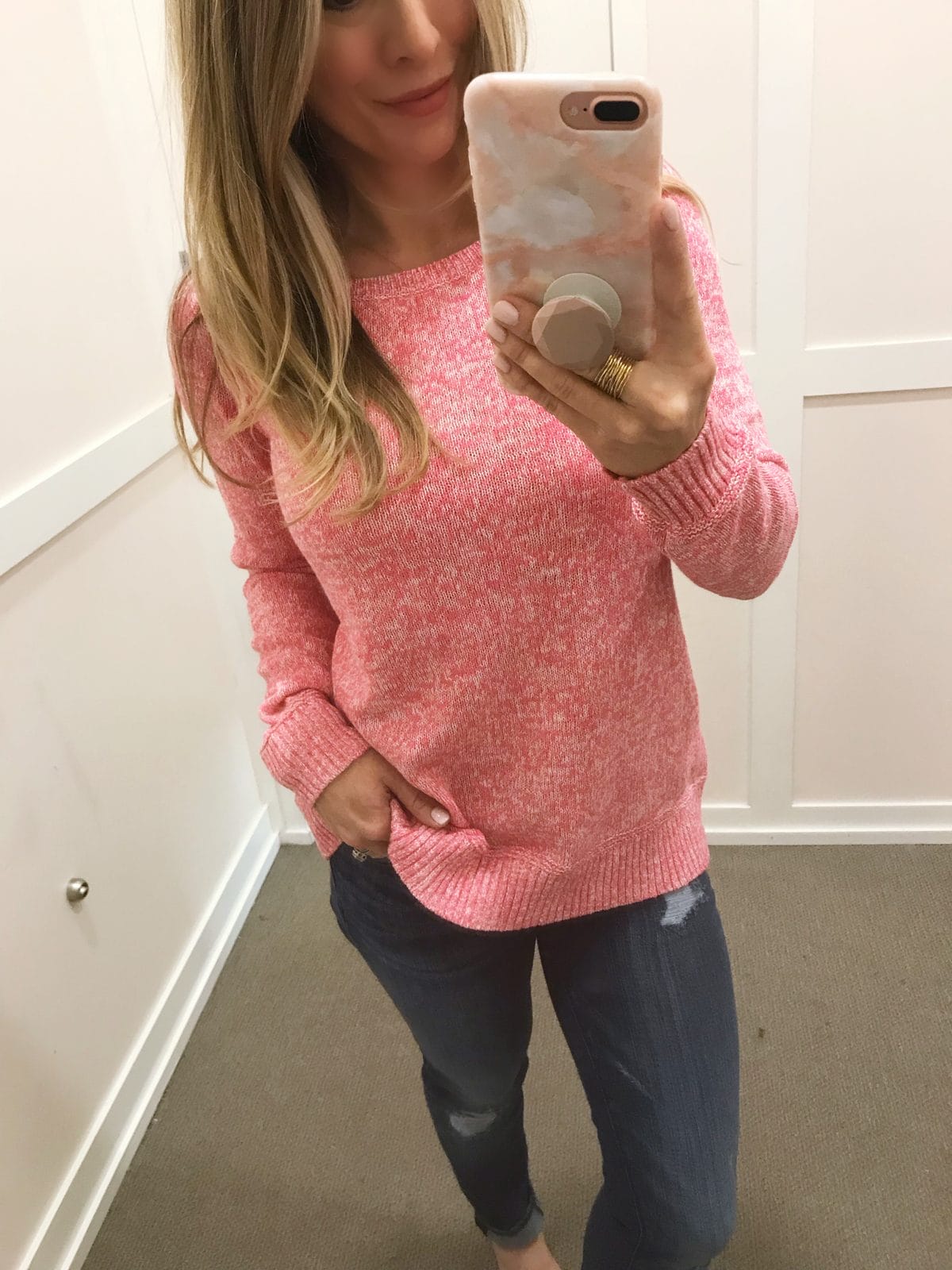 pink sweater and modern skinny jeans -1