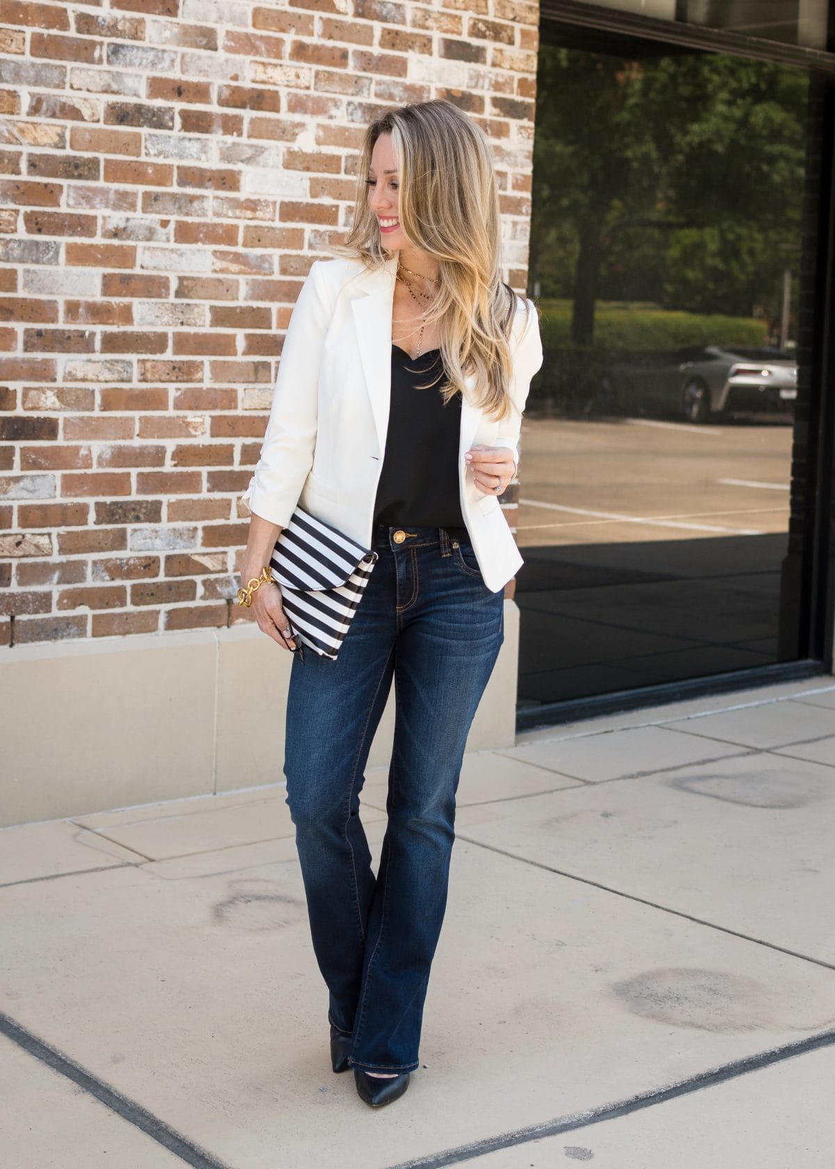 how to style a white blazer jeans
