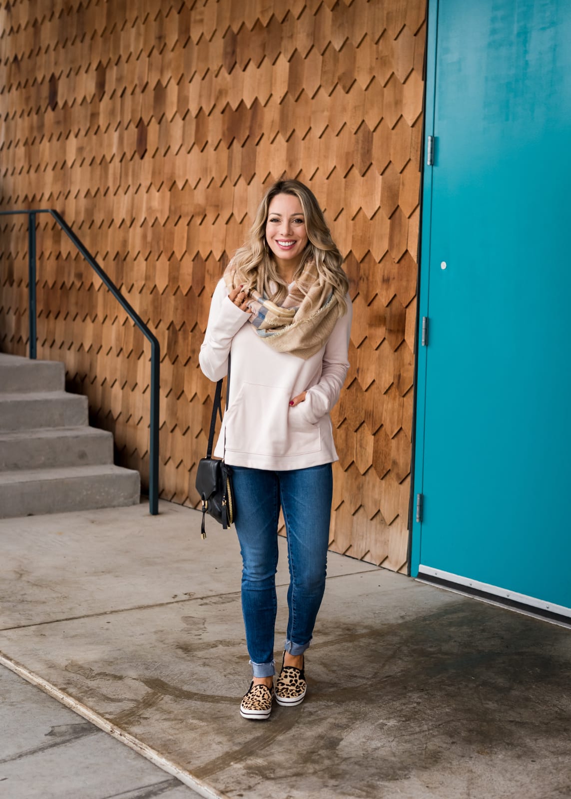 Cozy Fall Outfit Inspiration -Gibson pullover with skinny jeans and leopard sneakers