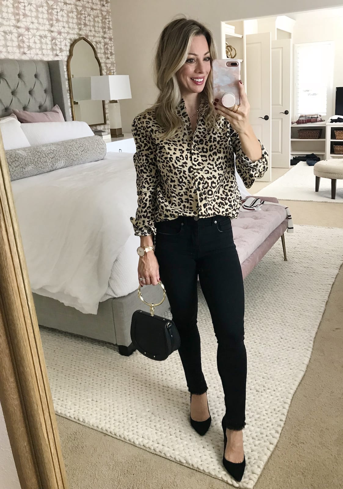 Cute Fall Outfit - black skinny jeans and leopard top