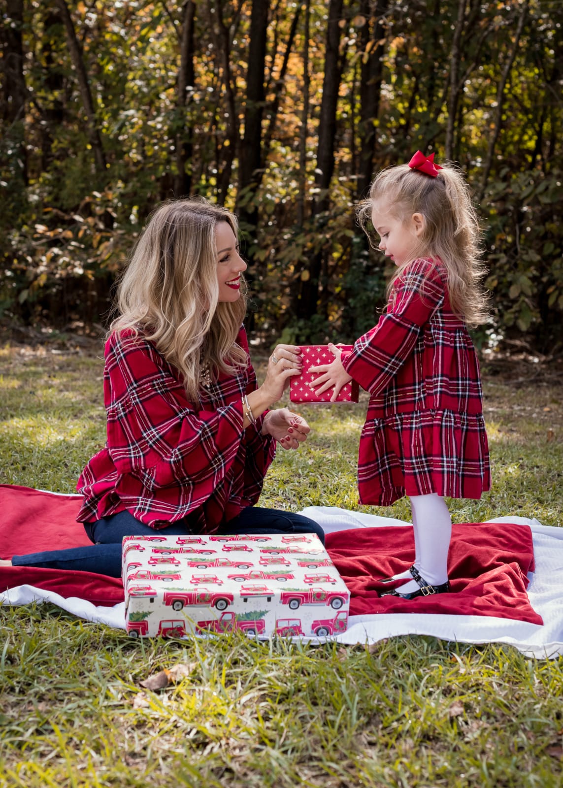 Mother Daughter Christmas Outfits red plaid.2