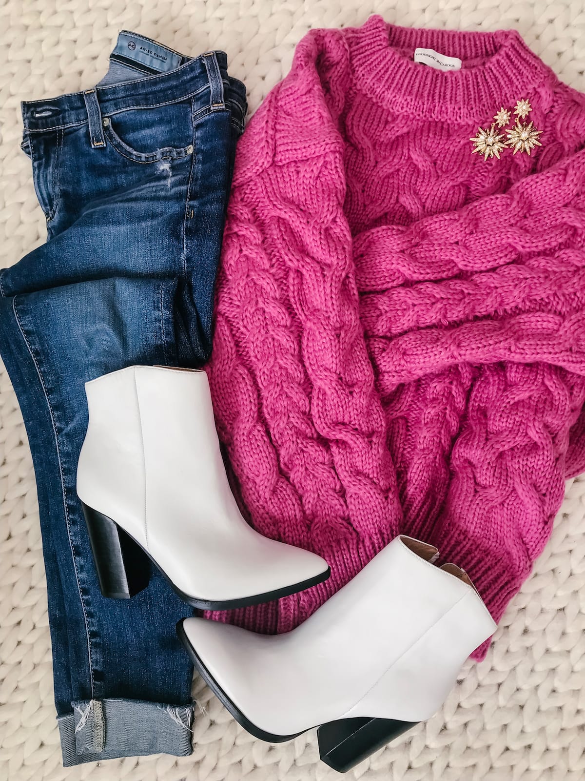Winter outfit - pink sweater and white booties