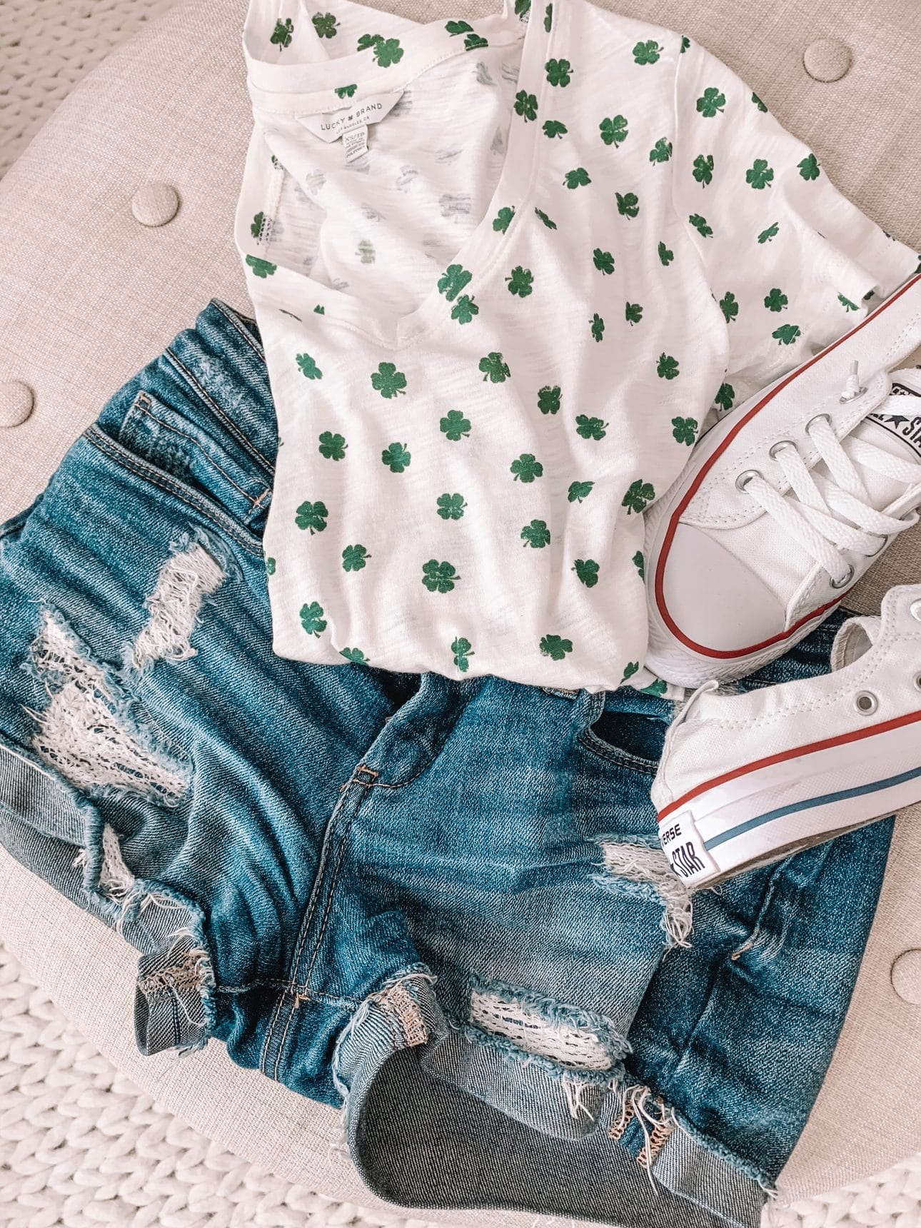 Clover t-shirt and jean shorts with converse 