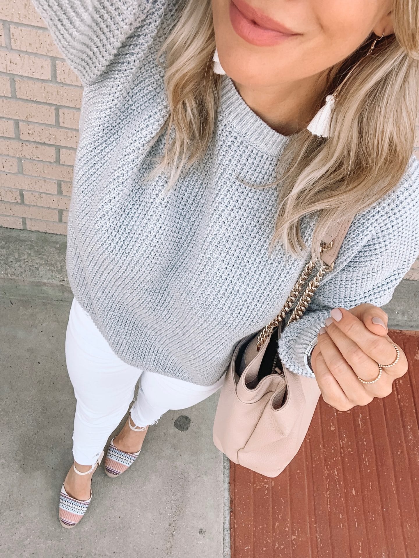 Grey sweater and white jeans