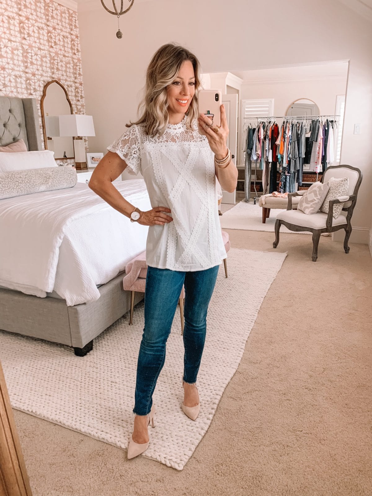 Amazon Fashion Finds, Lace Top, Skinny Jeans, Heels 