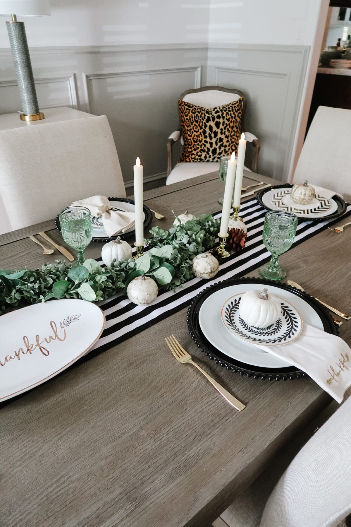 Thanksgiving Tablescapes, Modern Black and White with Gold accents
