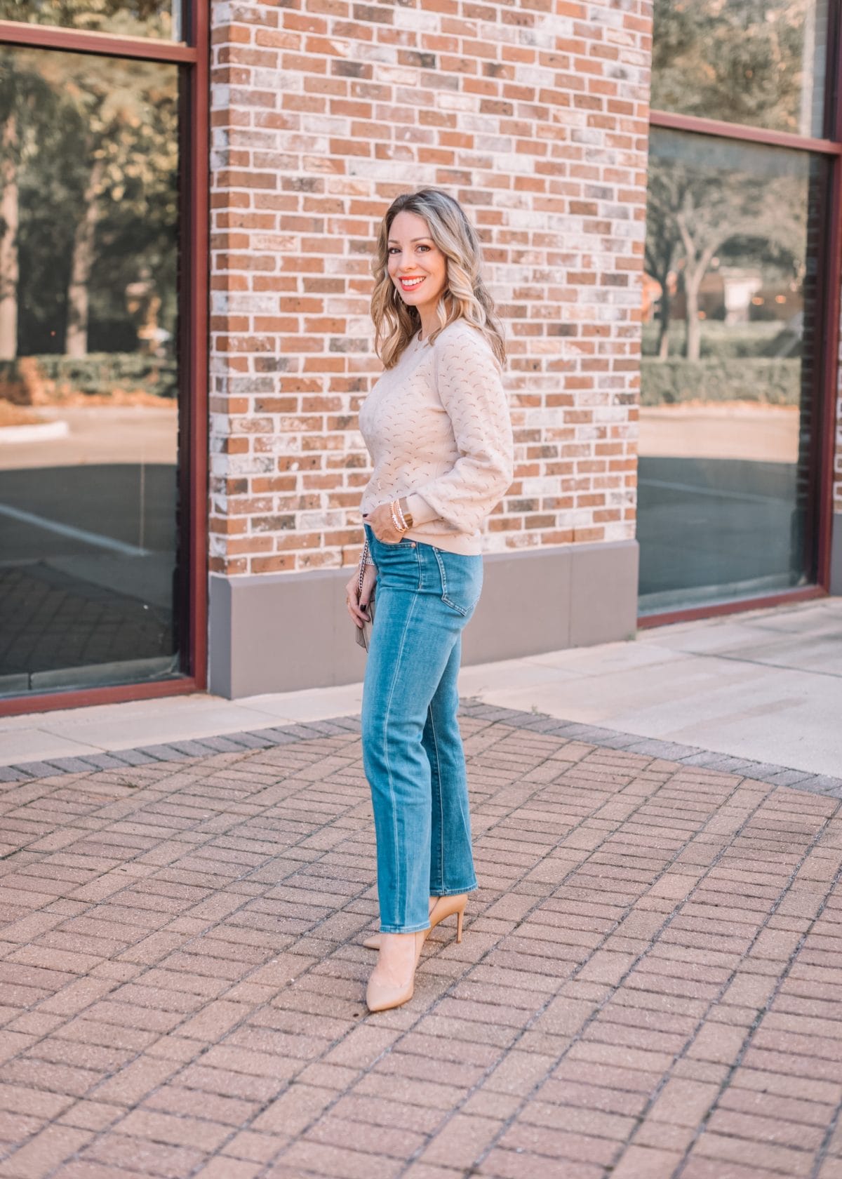 Express Fashion, Pointinelle Sweater, Jeans, Heels 