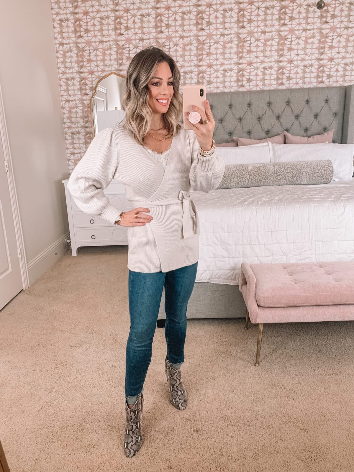 Amazon Fashion Faves, Wrap sweater, Skinny Jeans, Booties 