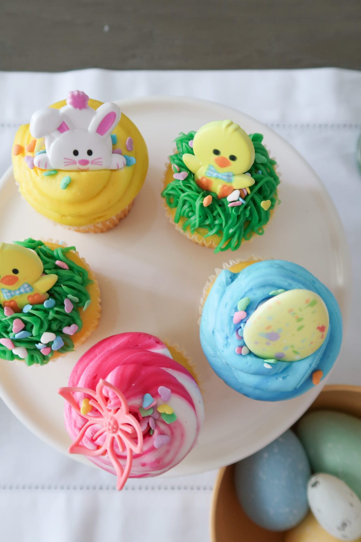Spring Decor, Cupcakes 