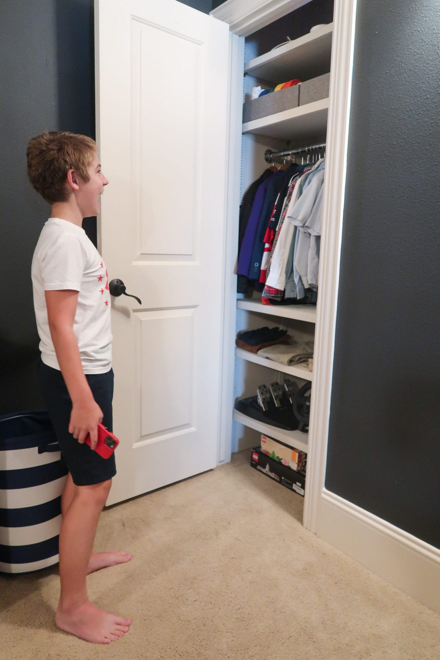 Tween Boys Room closet