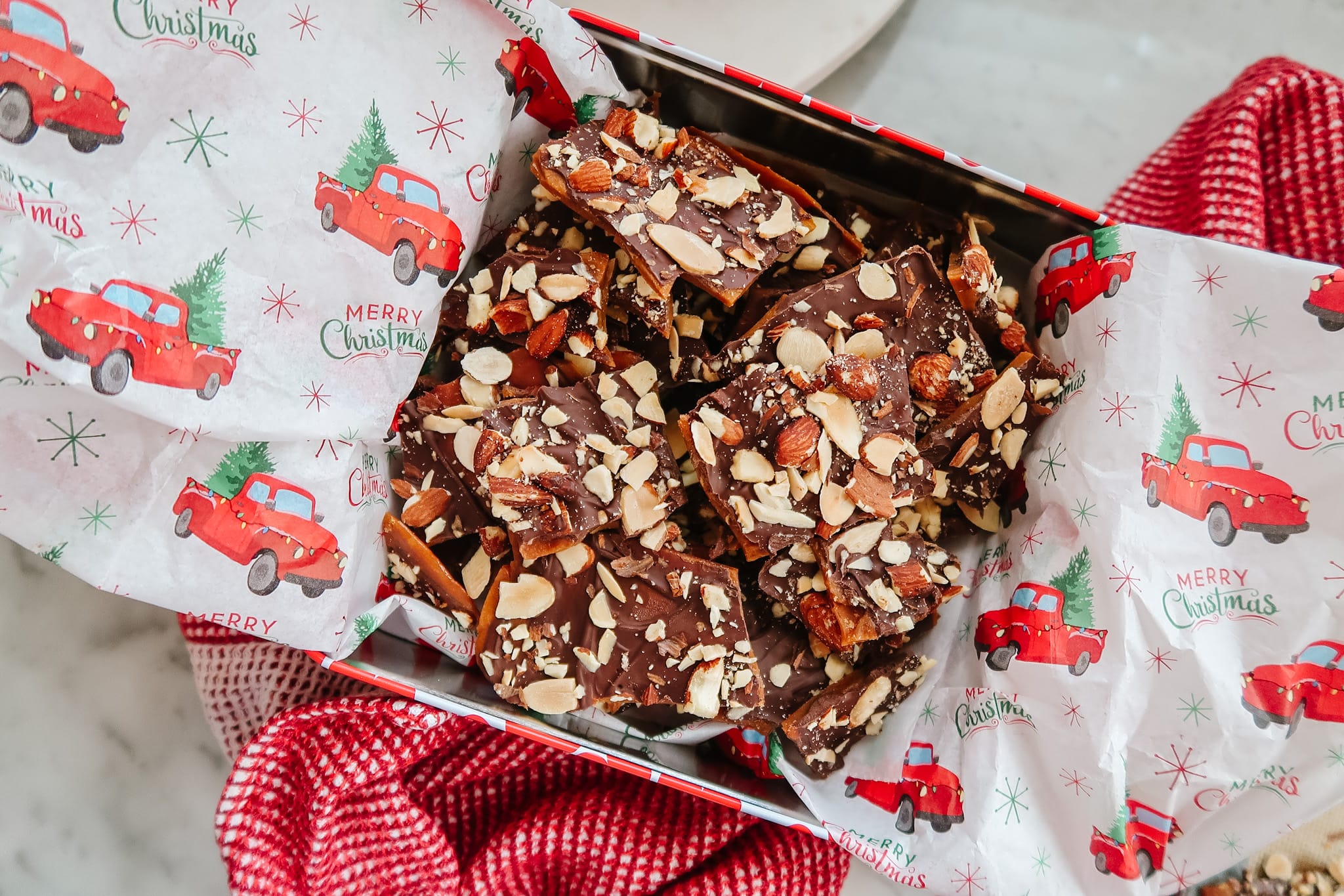 Homemade Chocolate Covered Toffee (EASY) & Christmas Treats