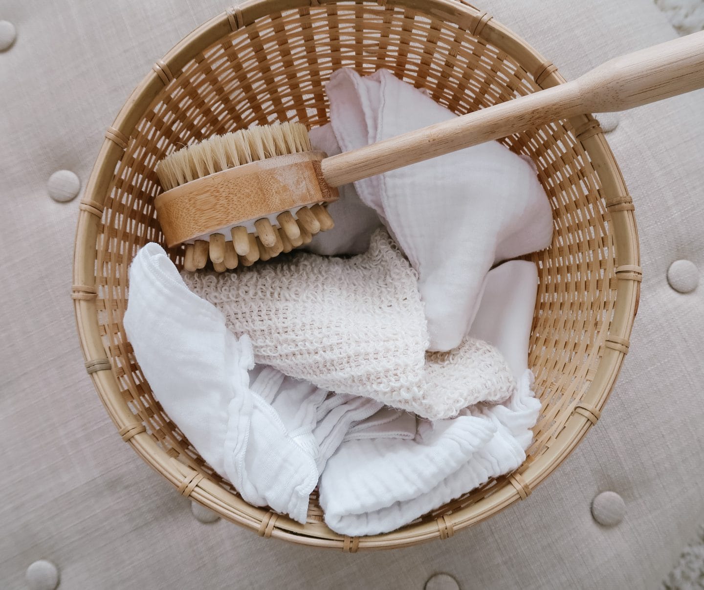 Muslin Face Wash Cloths, Bath Brush 