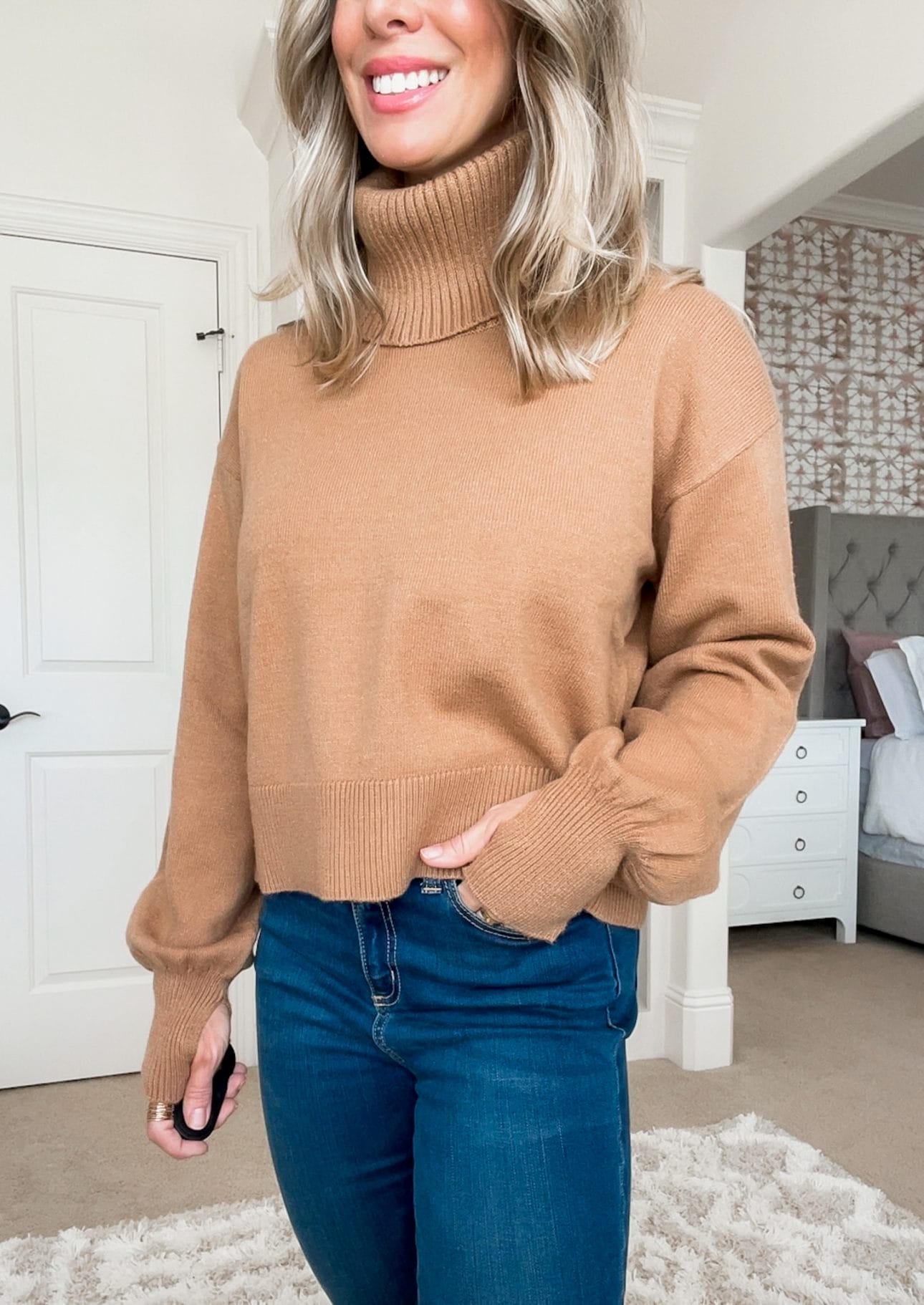 Amazon Fashion Finds, Turtleneck Sweater, Jeans, Mules 