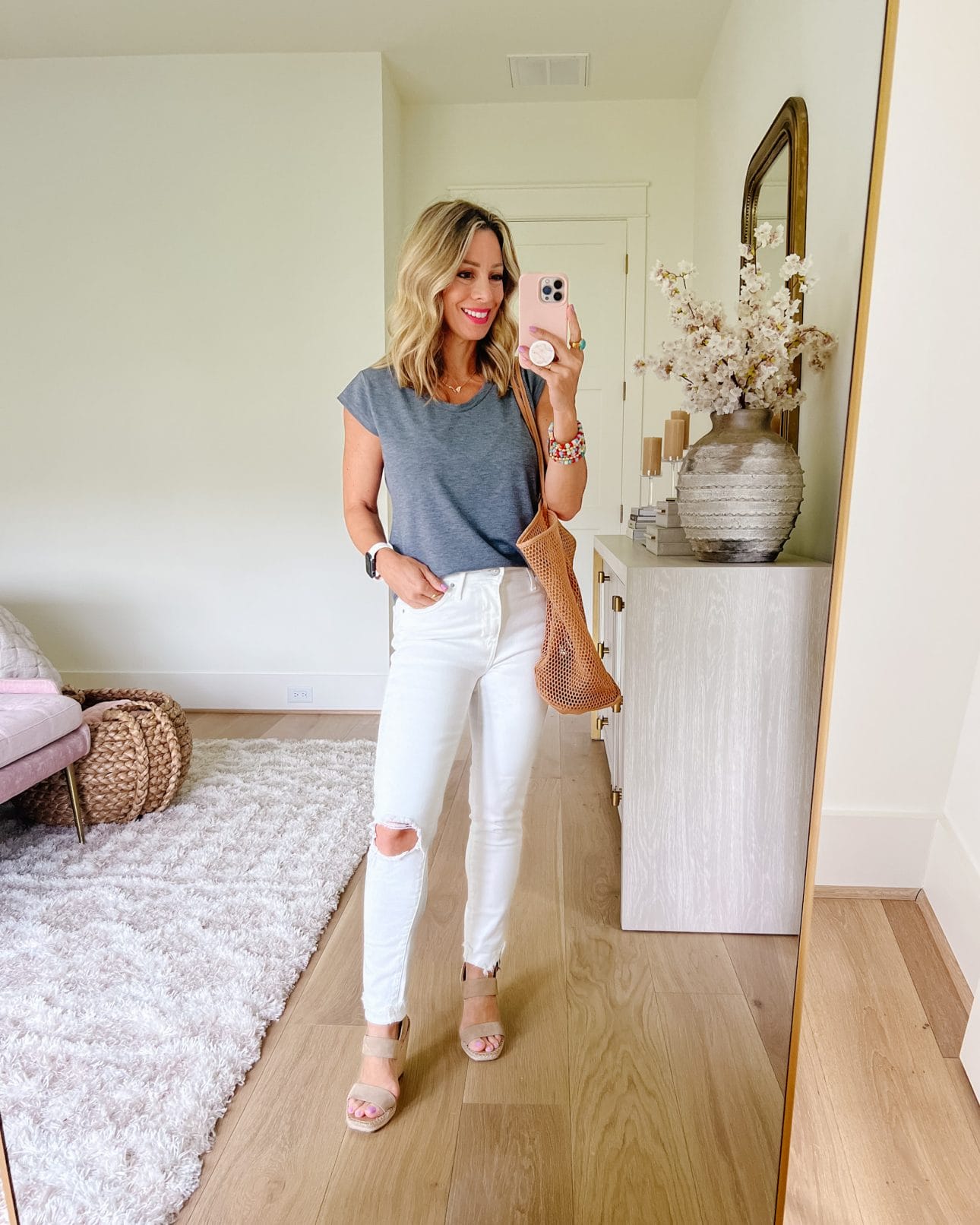 Tee, White Jeans, Wedges 