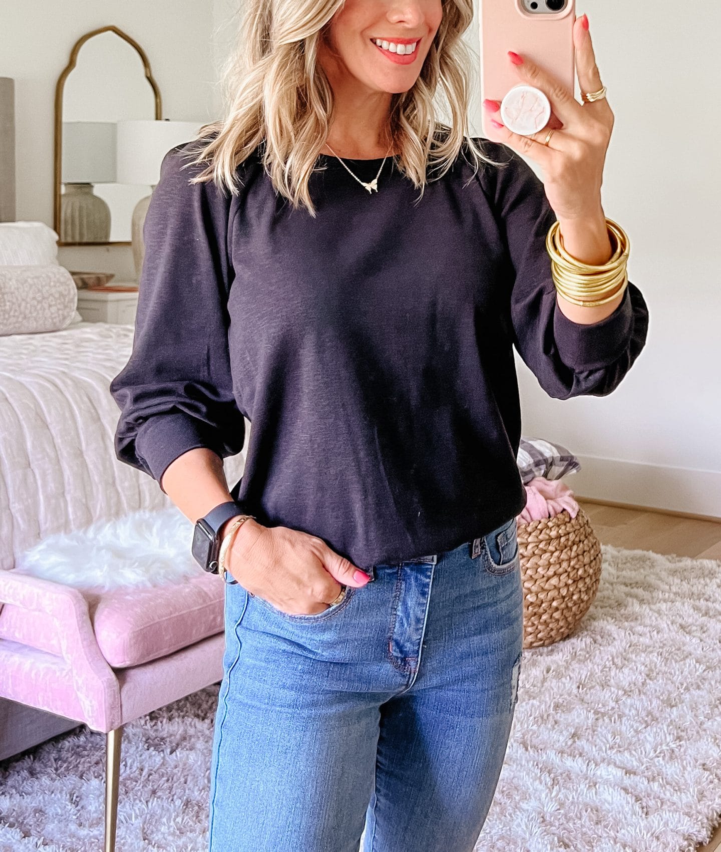 Puff Sleeve Long Sleeve top in black, Jeans, Sandals 