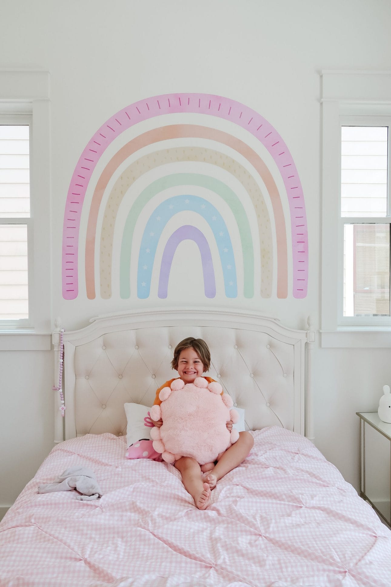 Jordan Bedroom, Rainbow Decal 