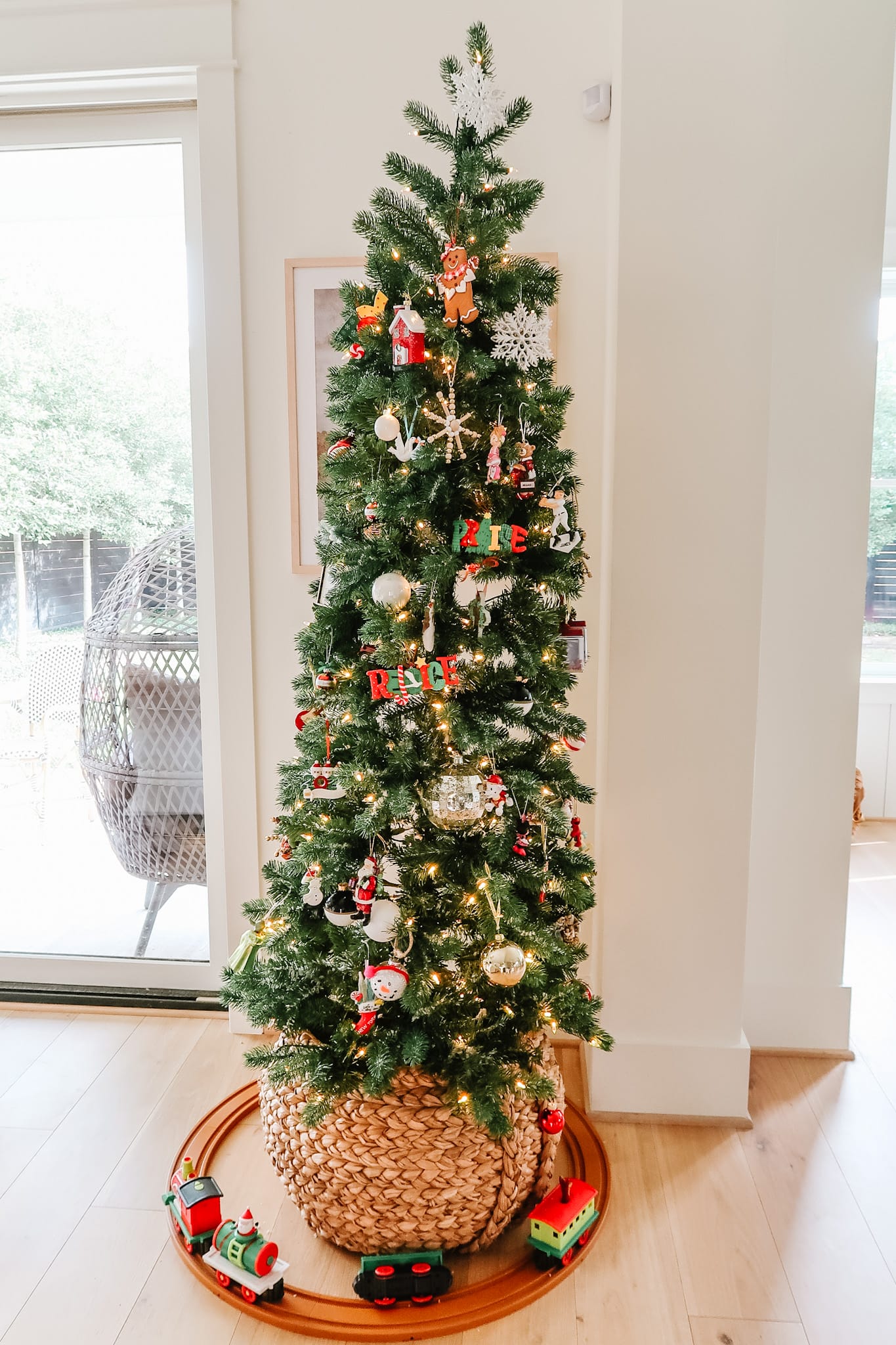 Christmas Tree, Basket 