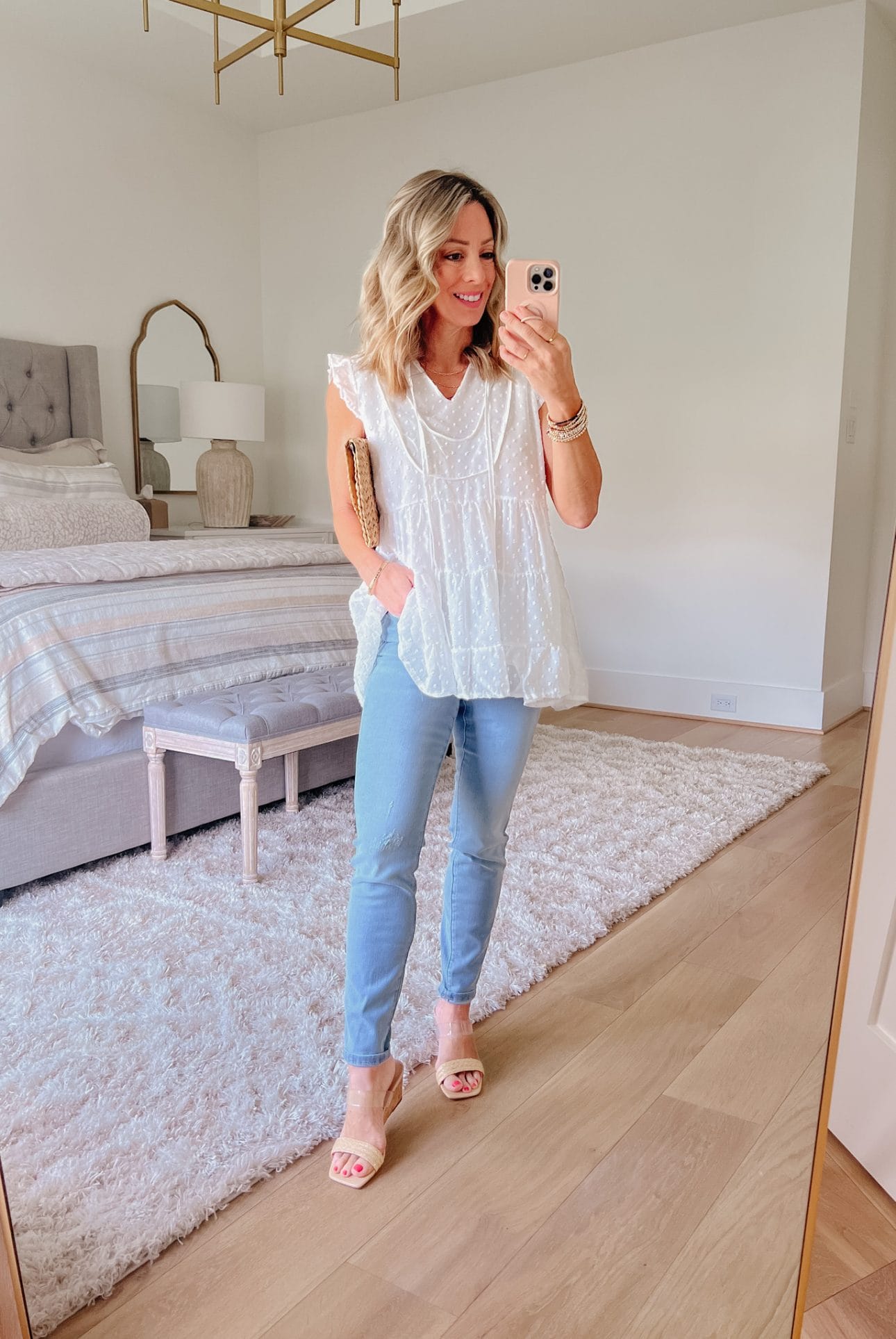 Swing Top, Jeans, Sandals 