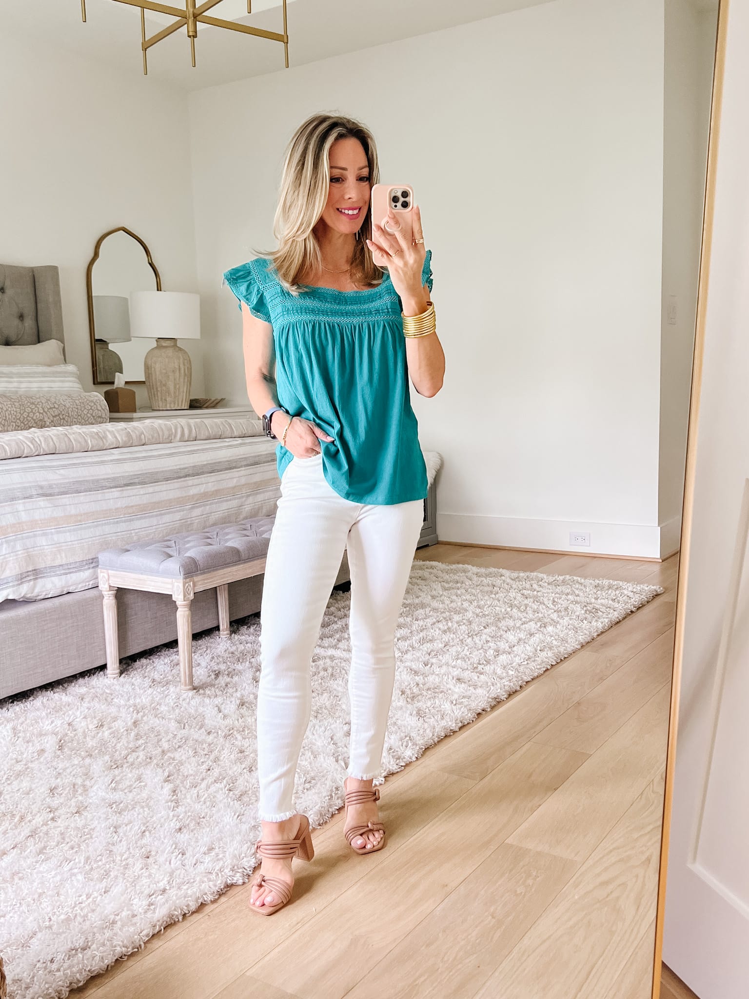 Ruffle Sleeve Top, White Jeans, Sandals 