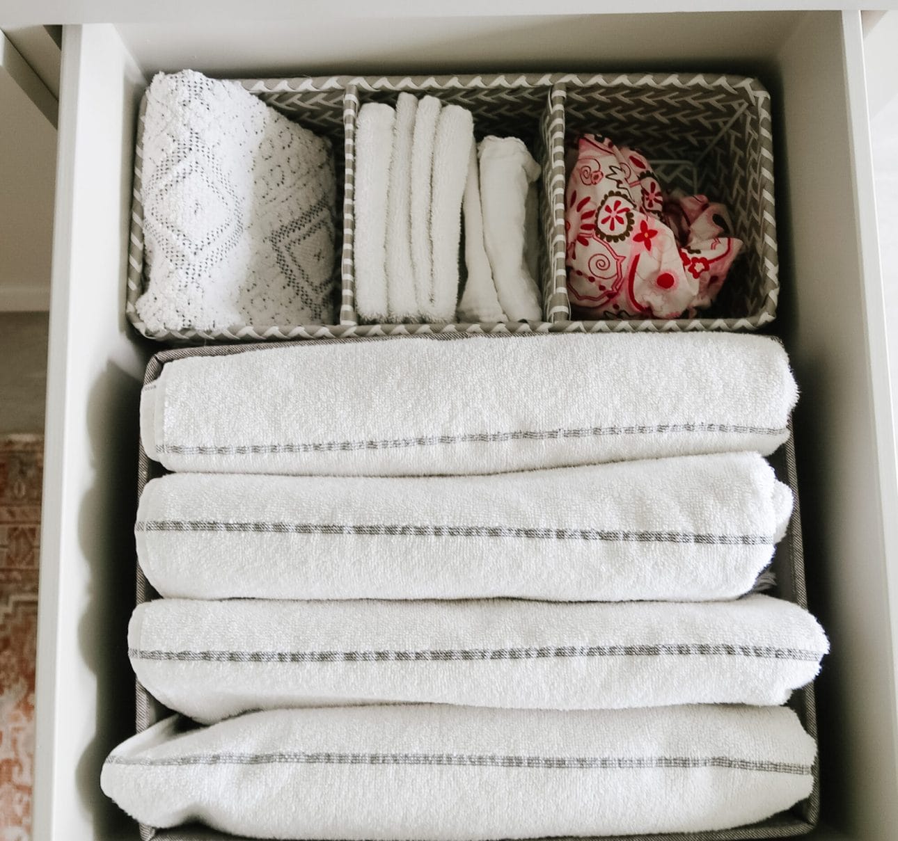 DIY Rope Vanity Organizer from Oatmeal Container - Make Something Mondays