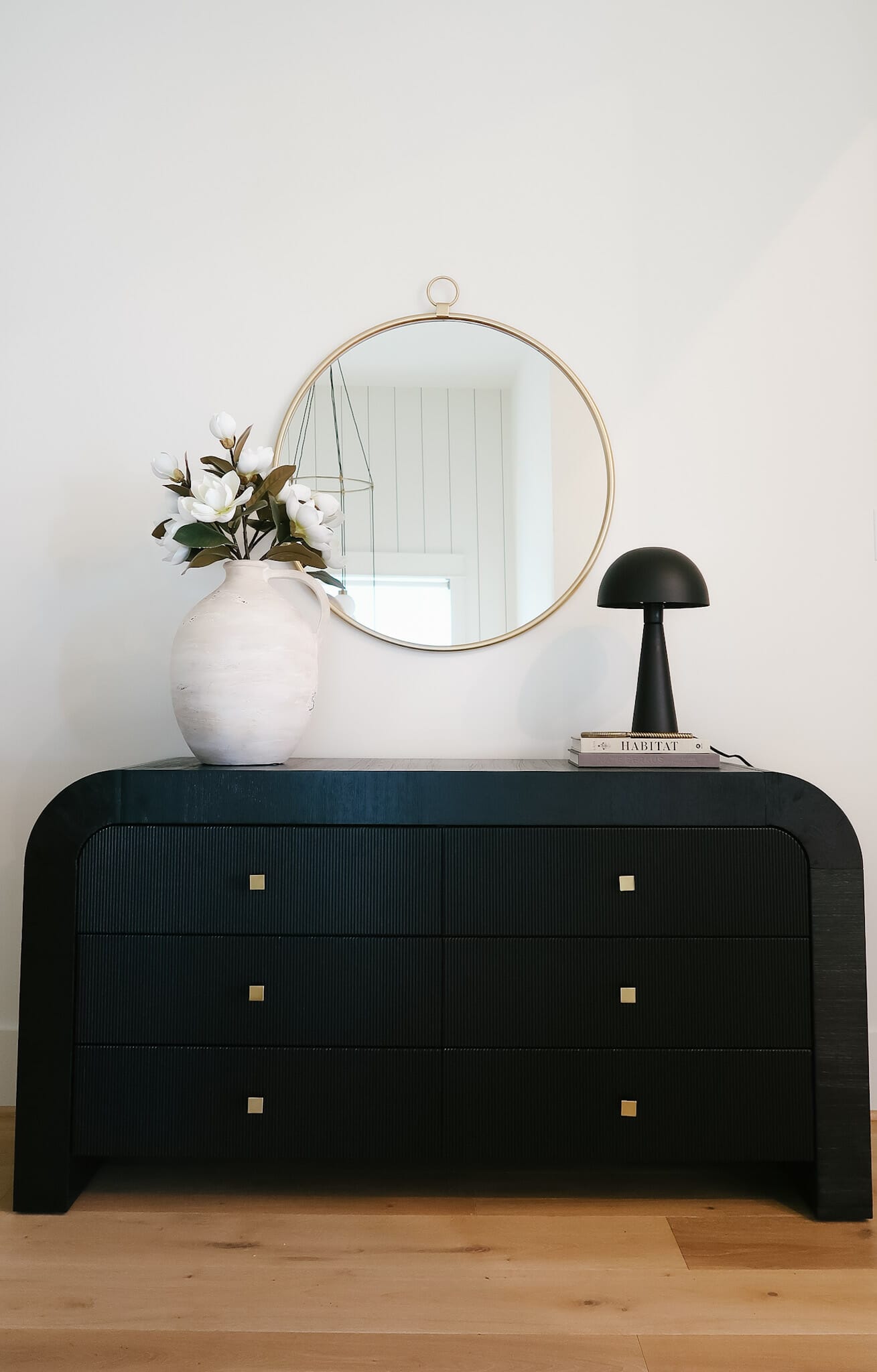 black 6-drawer dresser