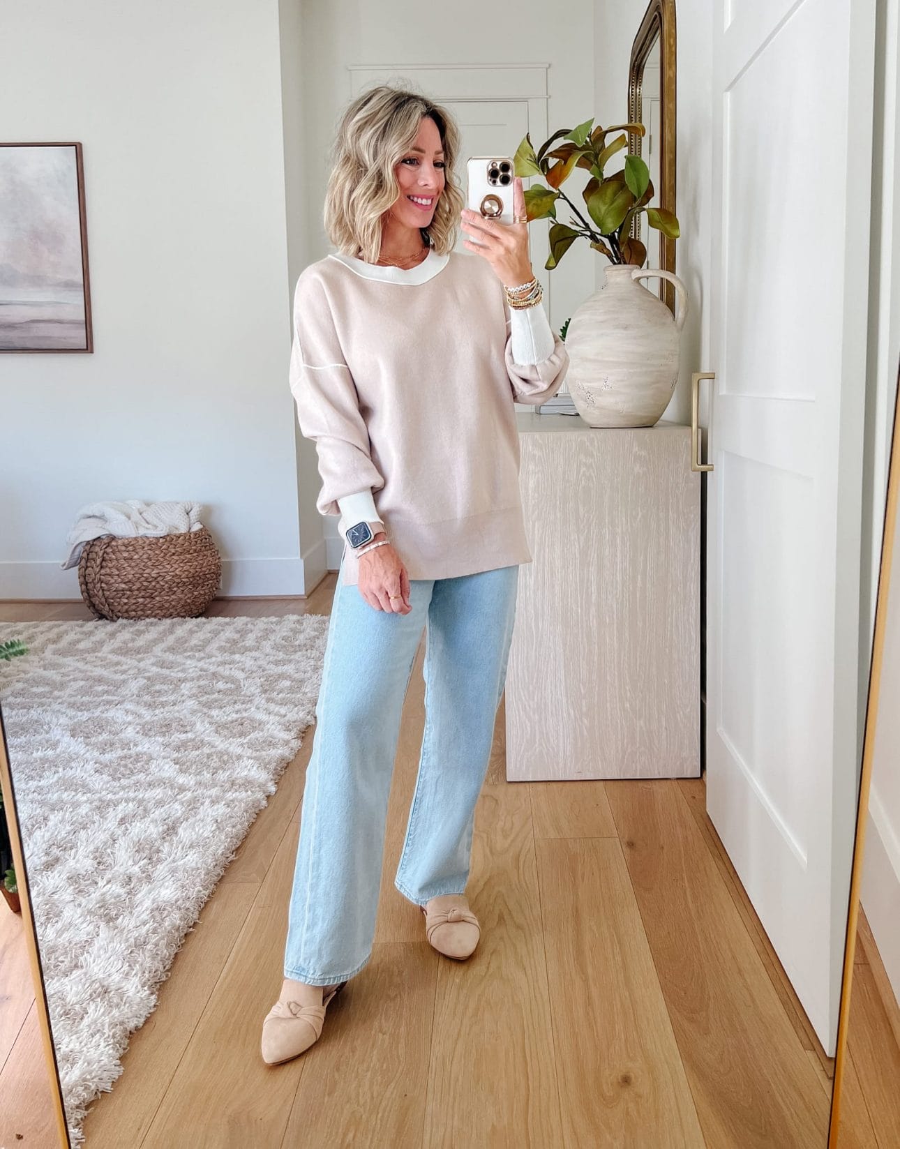 Crew Neck Pullover, Jeans, Mules 