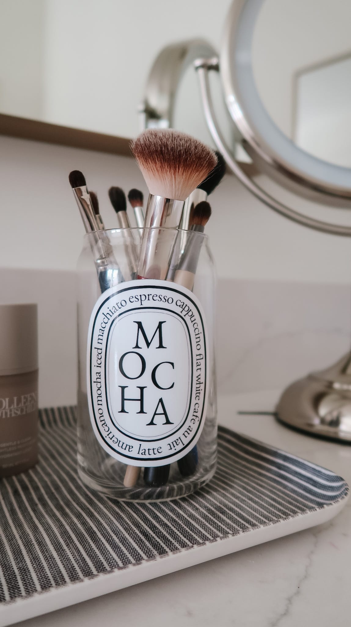 mOcha glass, makeup brushes
